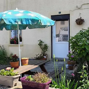 Couette-café Chez Merlyn, Locarn